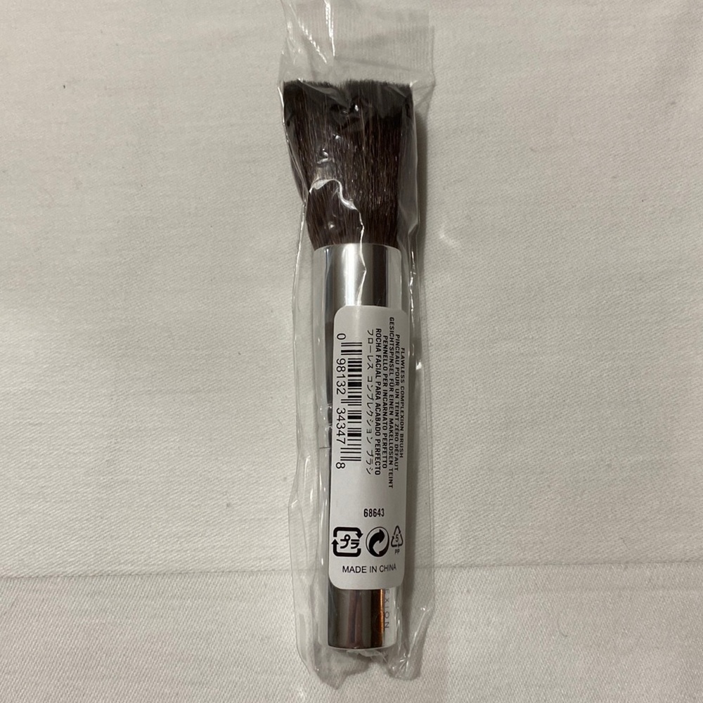 bareMinerals makeup brush